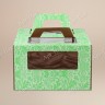 Коробка для торта, 240x240x200мм, микрогофрокартон, с зелёным орнаментом, с окном, с ручками