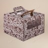 Коробка для торта, 240x240x200мм, микрогофрокартон, с шоколадным орнаментом на белом фоне, с окном, с ручками